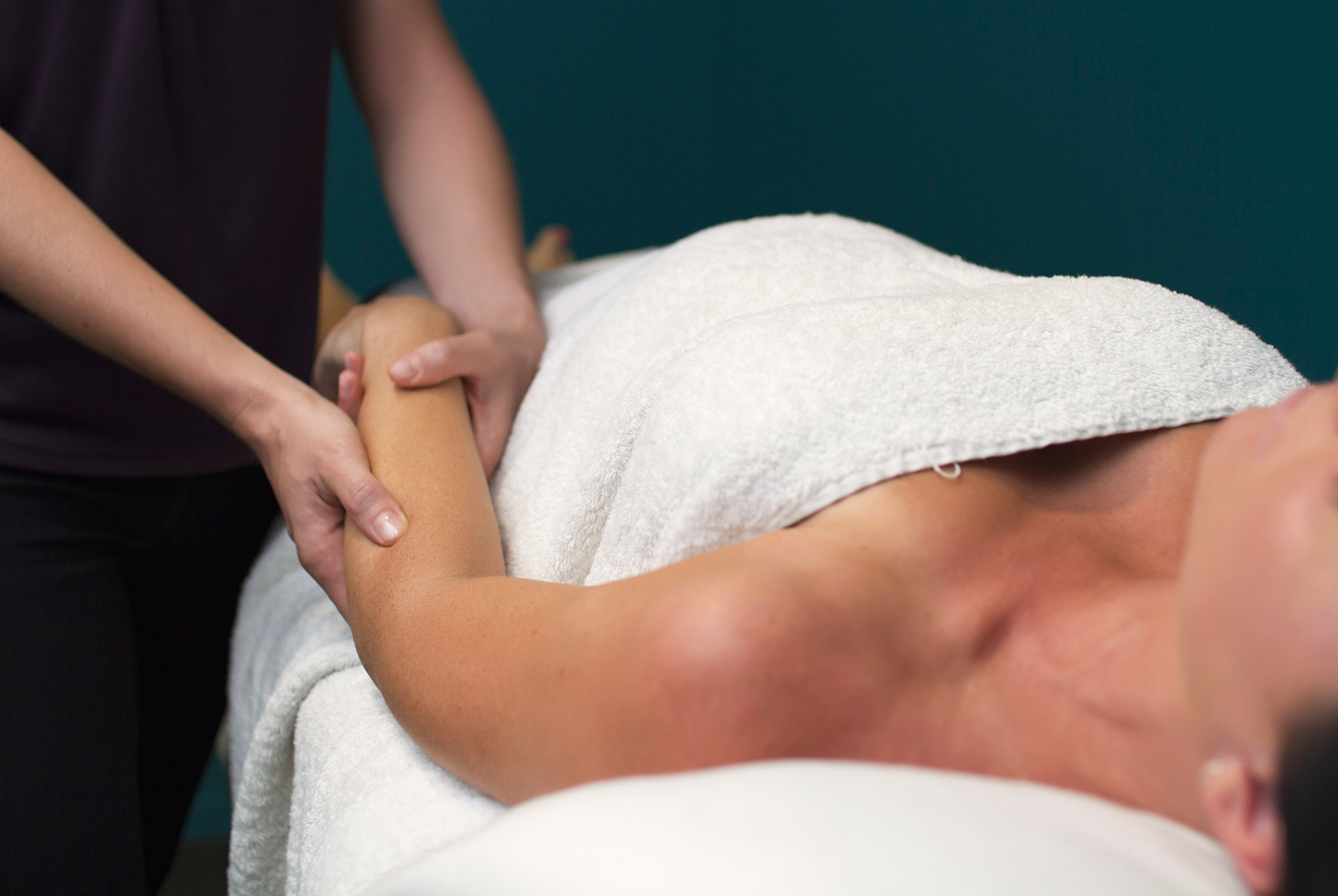 7 benefits of remedial massage